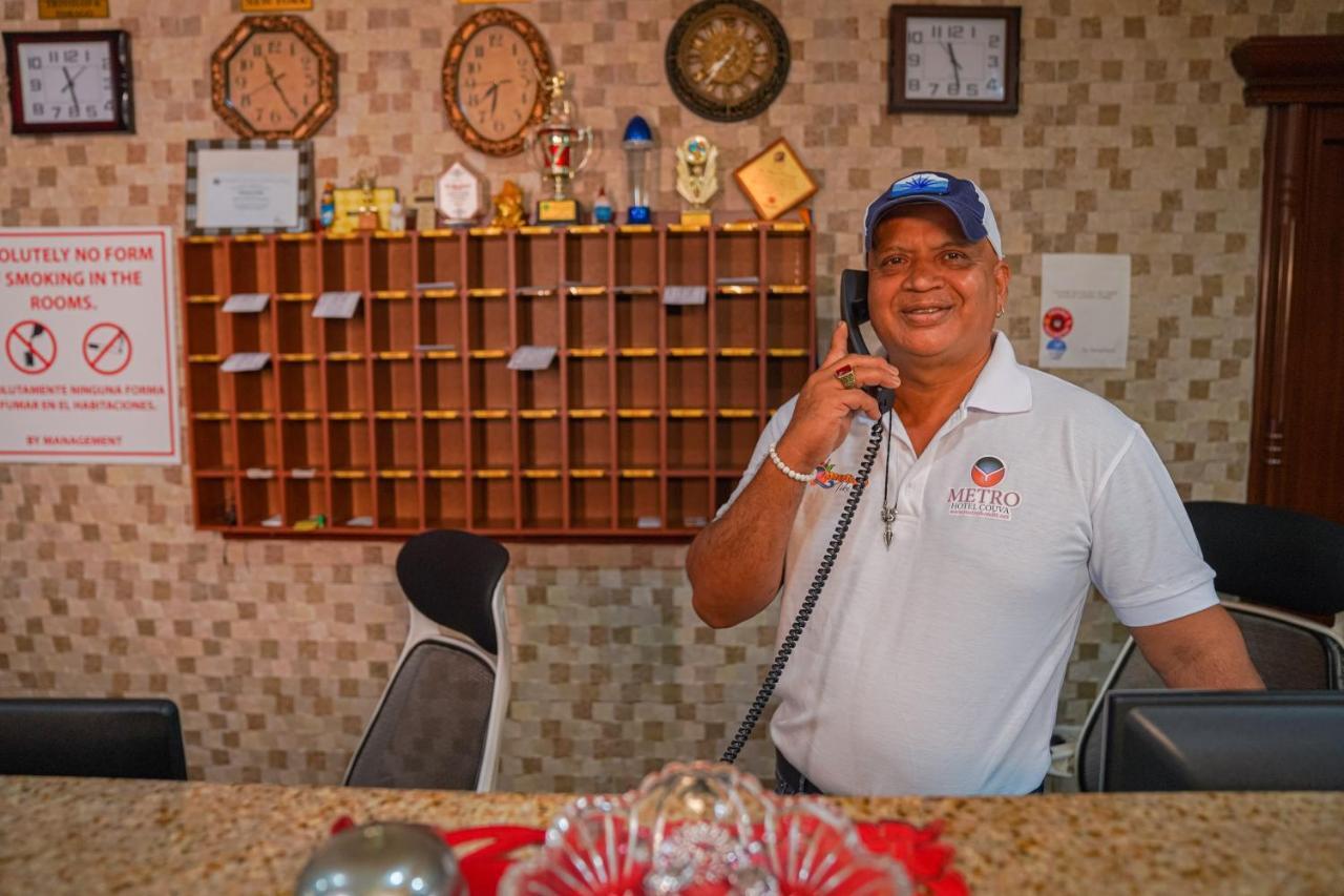 Metro Hotel Couva Bagian luar foto