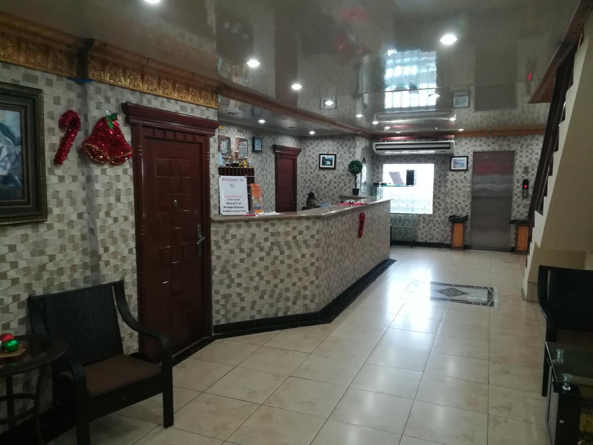 Metro Hotel Couva Bagian luar foto